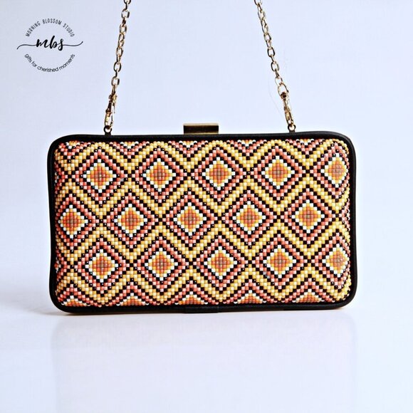 NWT Lulu\'s Beaded Hard Case Clutch Multicolor Orange with Removable Golden Chain